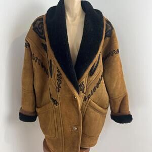 Vintage Handmade Women's 38 8 US Genuine Lamb Skin Native American Jacket Coat